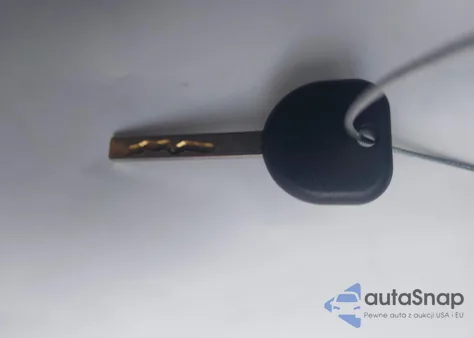 2018 Chevrolet Silverado 1500 1Lt from USA, damaged, VIN 3GCPCREC2JG440280